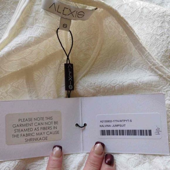 Alexis White Kalvina Halter Style Sleeveless Jumpsuit Sz S NWT - Picture 13 of 15